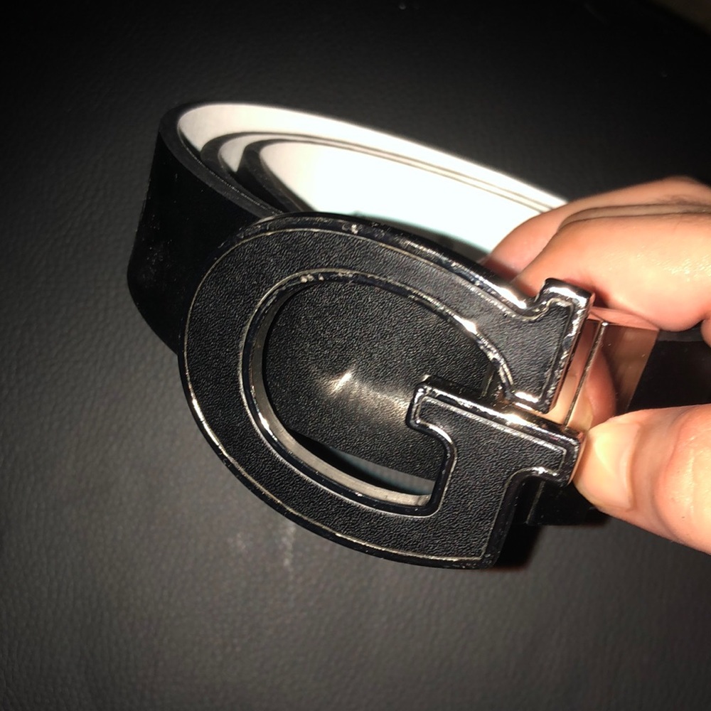 Guess belt